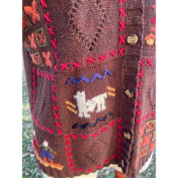 Sweater Vest With Folk Art Embroidery Size Large Brown Ramie/Cotton Blend V-Neck - Picture 12 of 15